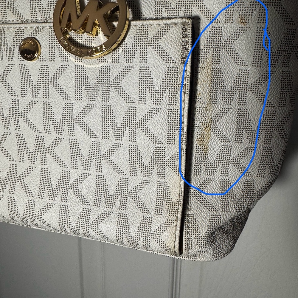 Michael Kors Cream and Brown Signature Tote - Picture 9 of 9